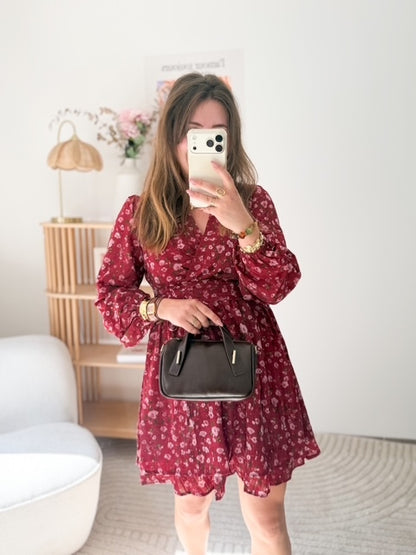 Robe bordeau fleurie