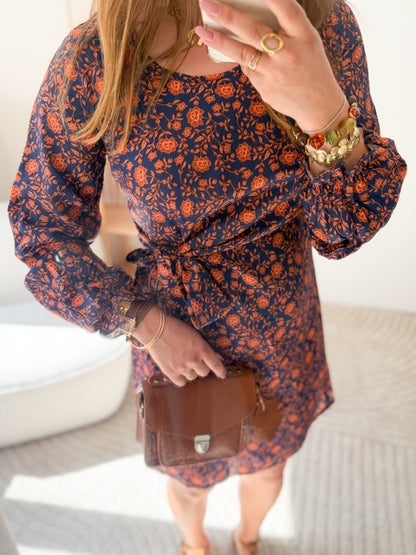 Robe droite bleu marine imprimée