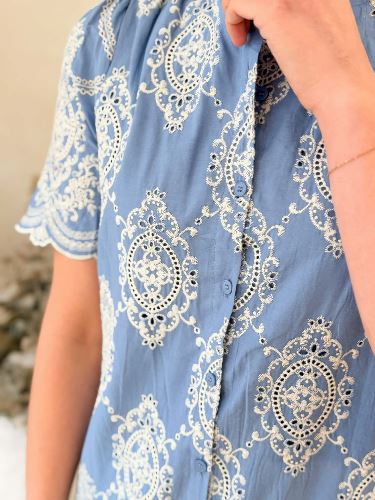 Robe broderie anglaise