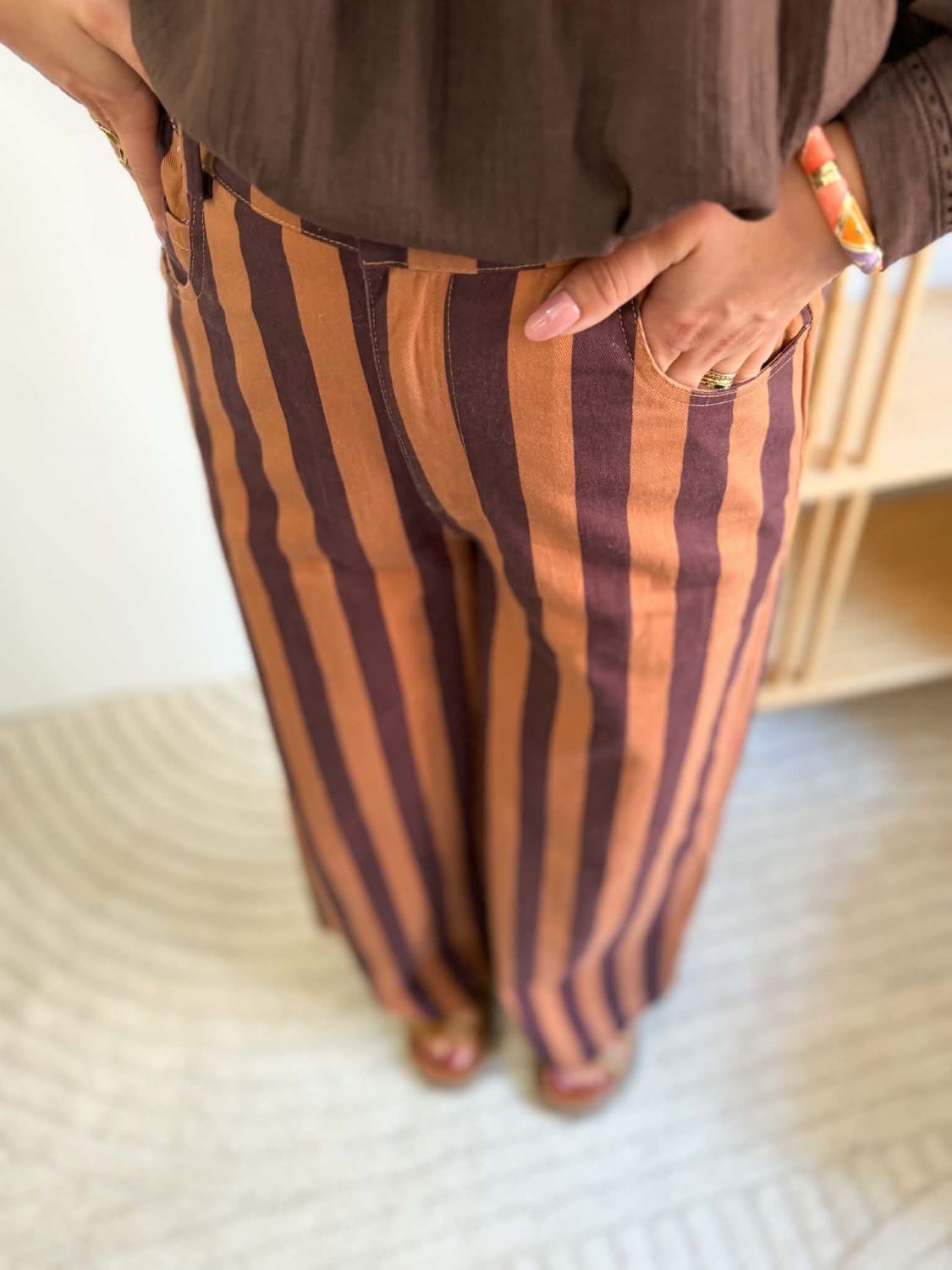 Pantalon rayé chocolat camel