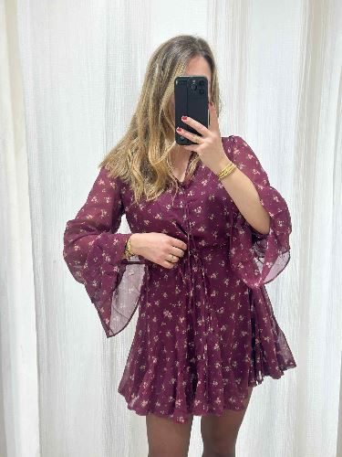 Robe bordeau fleurie