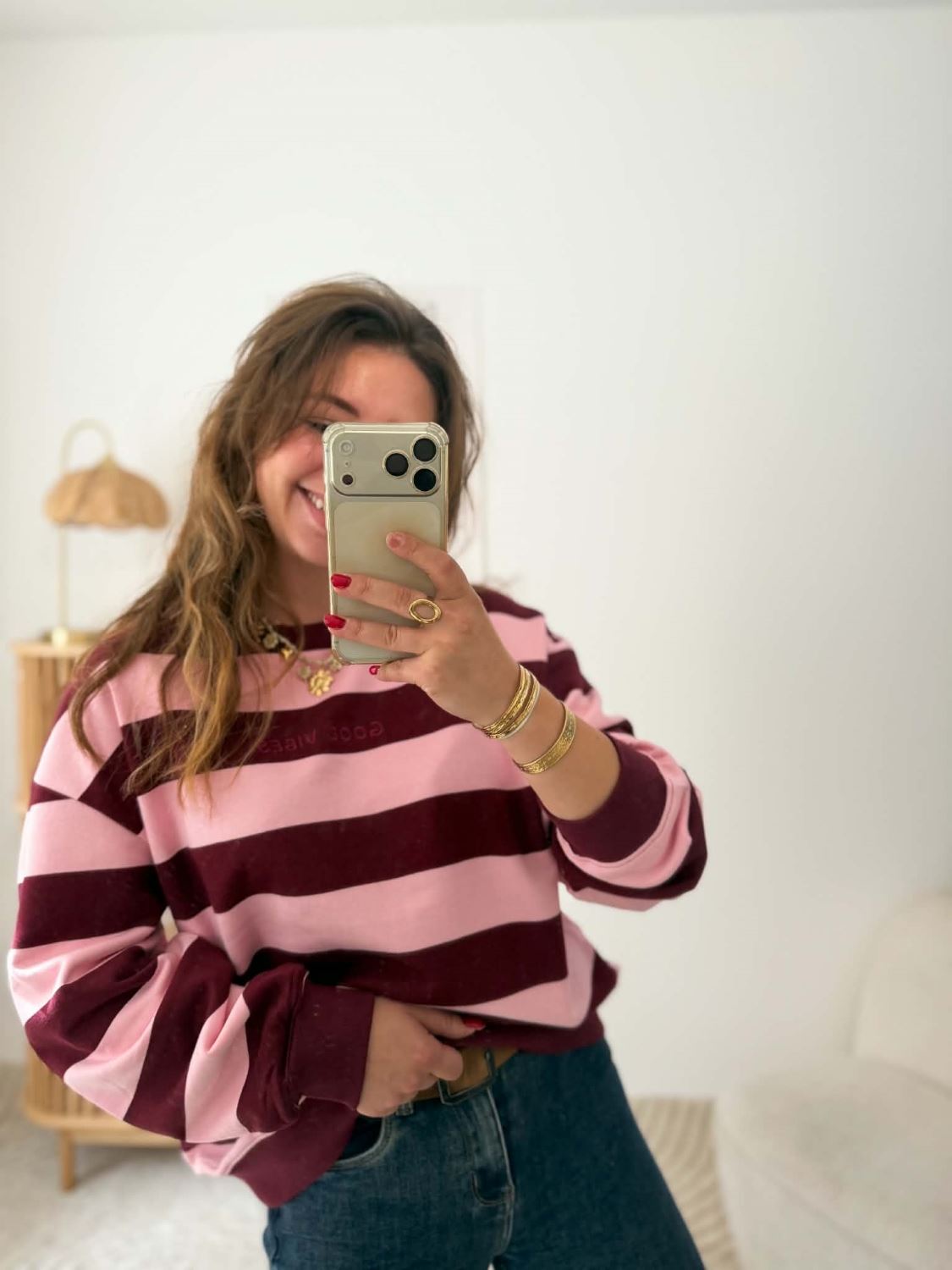 Pull GOOD VIBES marinière rose bordeau