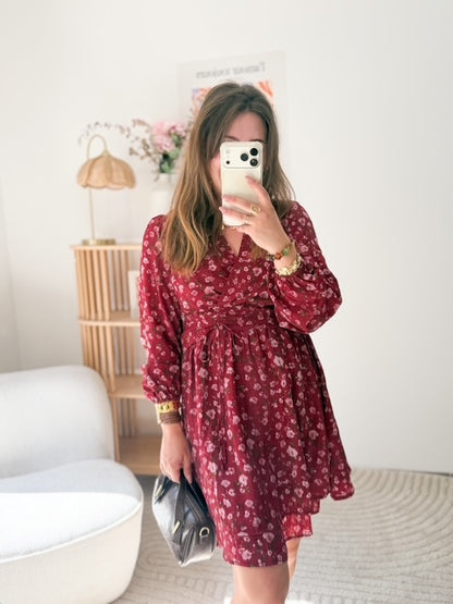 Robe bordeau fleurie