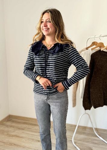 Marinière bleu marine col claudine