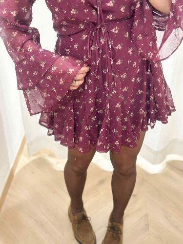 Robe bordeau fleurie