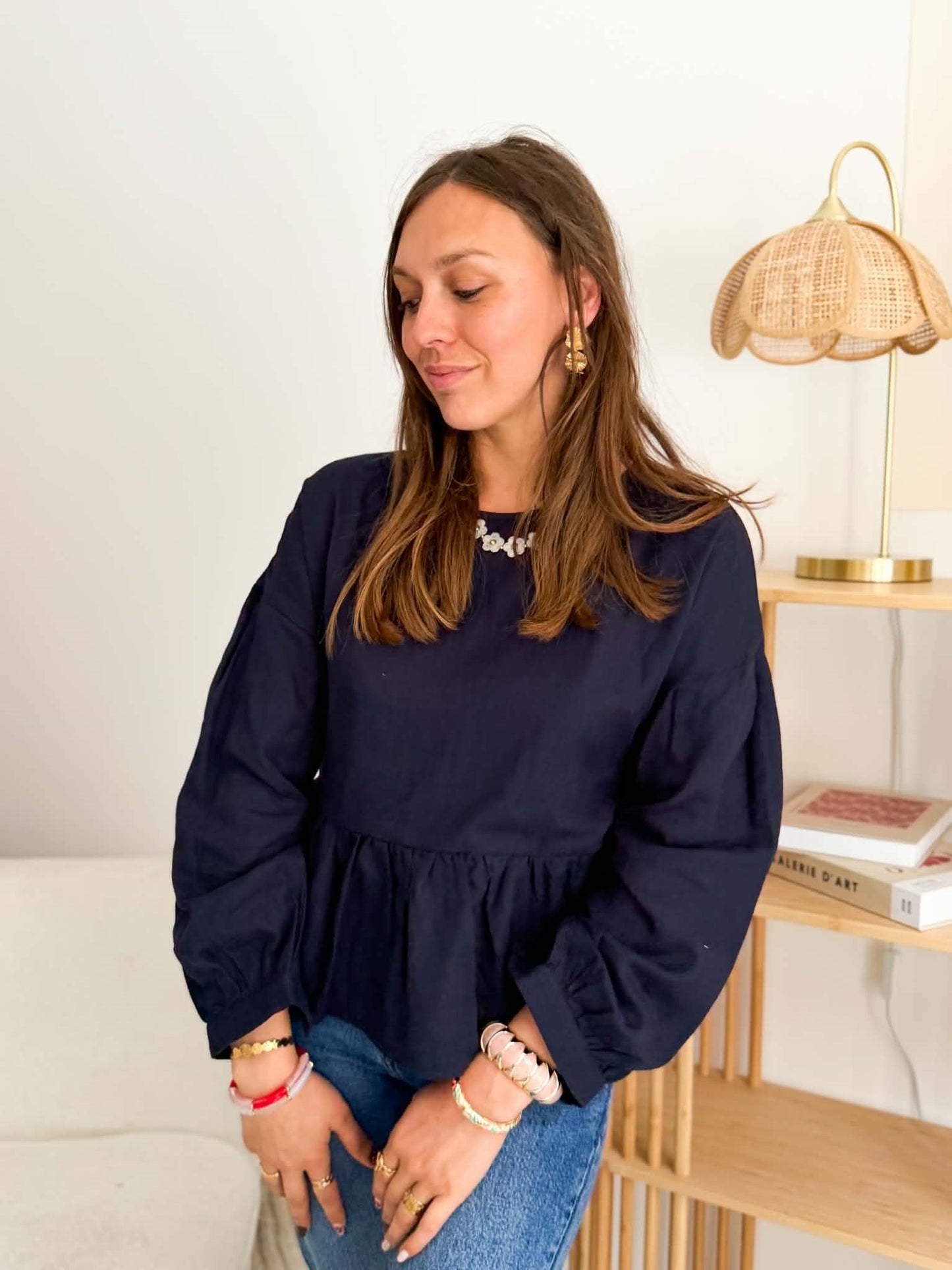 Blouse bleu marine noeud