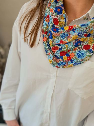 Chemisier blanc foulard liberty