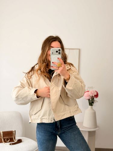 Veste courte à doublure carreaux