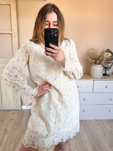 Robe dentelle ecru