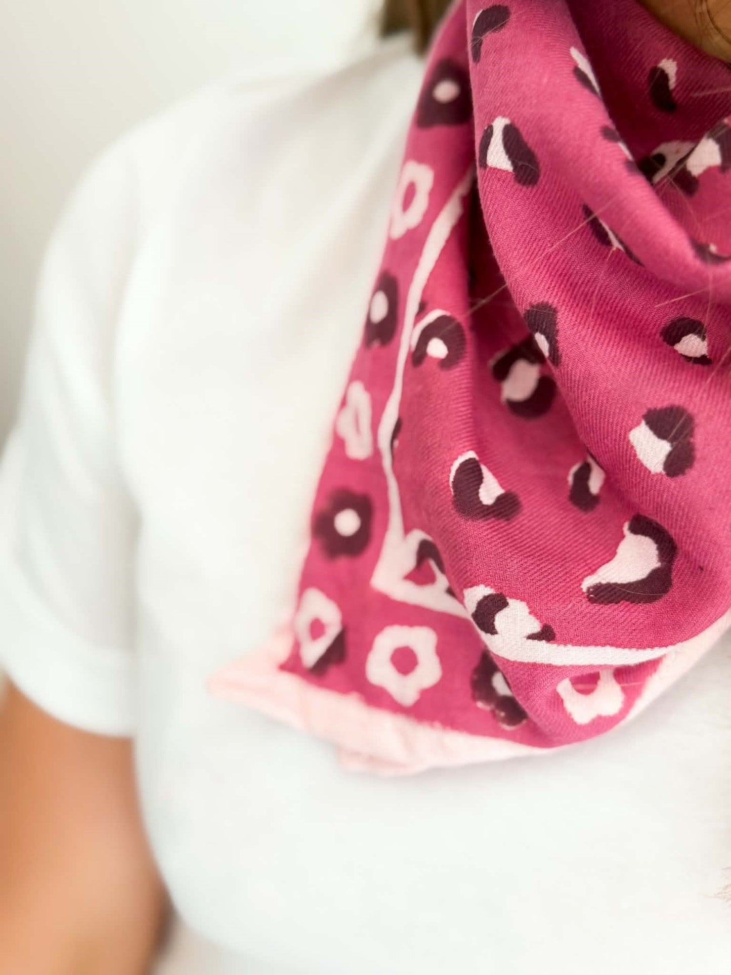 Foulard Oscar Graou Pink 50x50