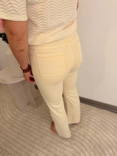 Jean flare - Jaune pastel