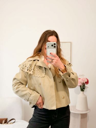 Trench court beige col claudine ajouré