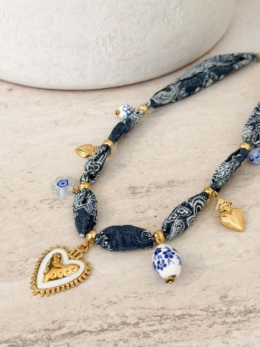 Collier ruban à breloques - Marine