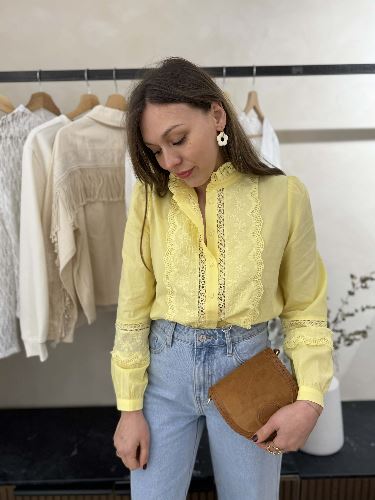 Blouse broderie jaune