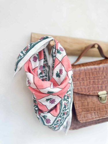 Foulard Flo Pink 50 cm