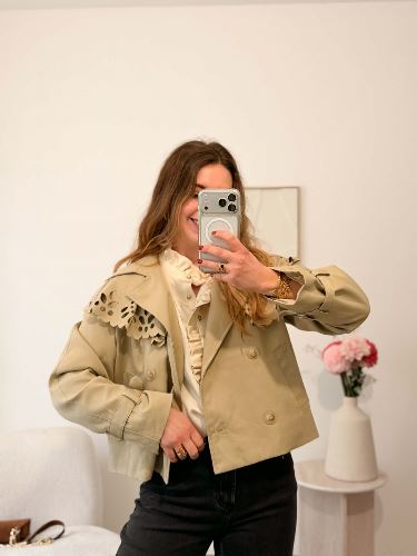 Trench court beige col claudine ajouré