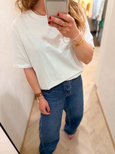 T-shirt blanc avec coeur dos nu