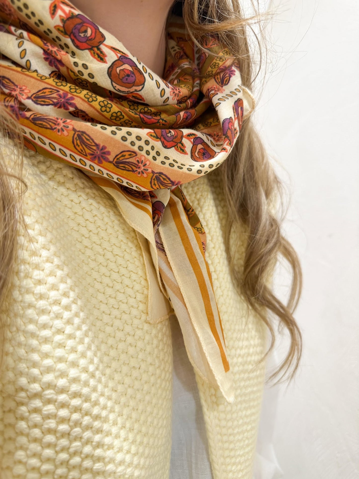 Foulard SCARF fleurs orangées
