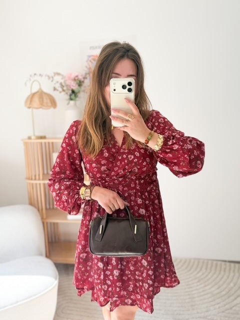 Robe bordeau fleurie