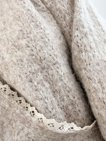 Pull cache coeur taupe