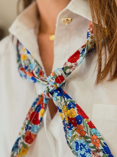Chemisier blanc foulard liberty