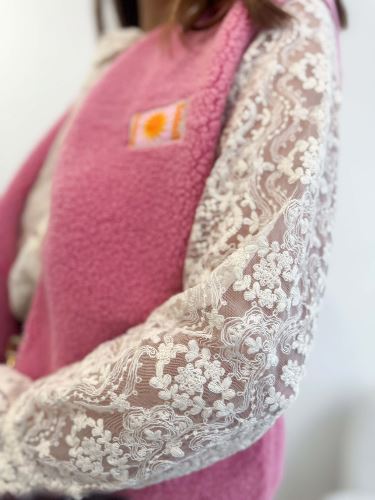 Veste bouclette rose