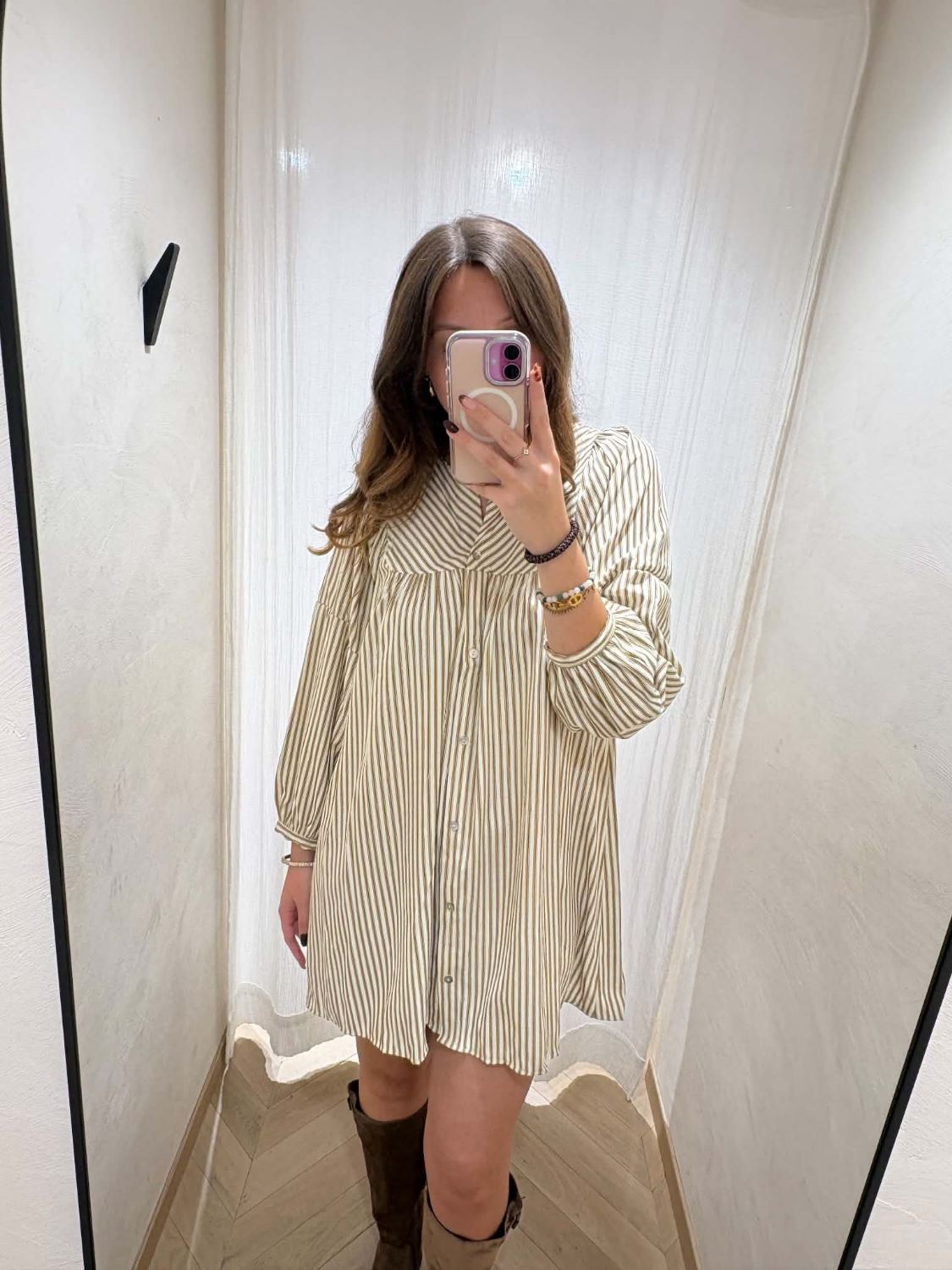 Robe beige lignes