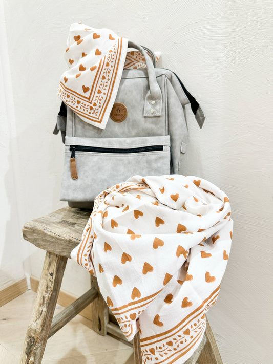 Foulard Love Cannelle caramel 100 cm