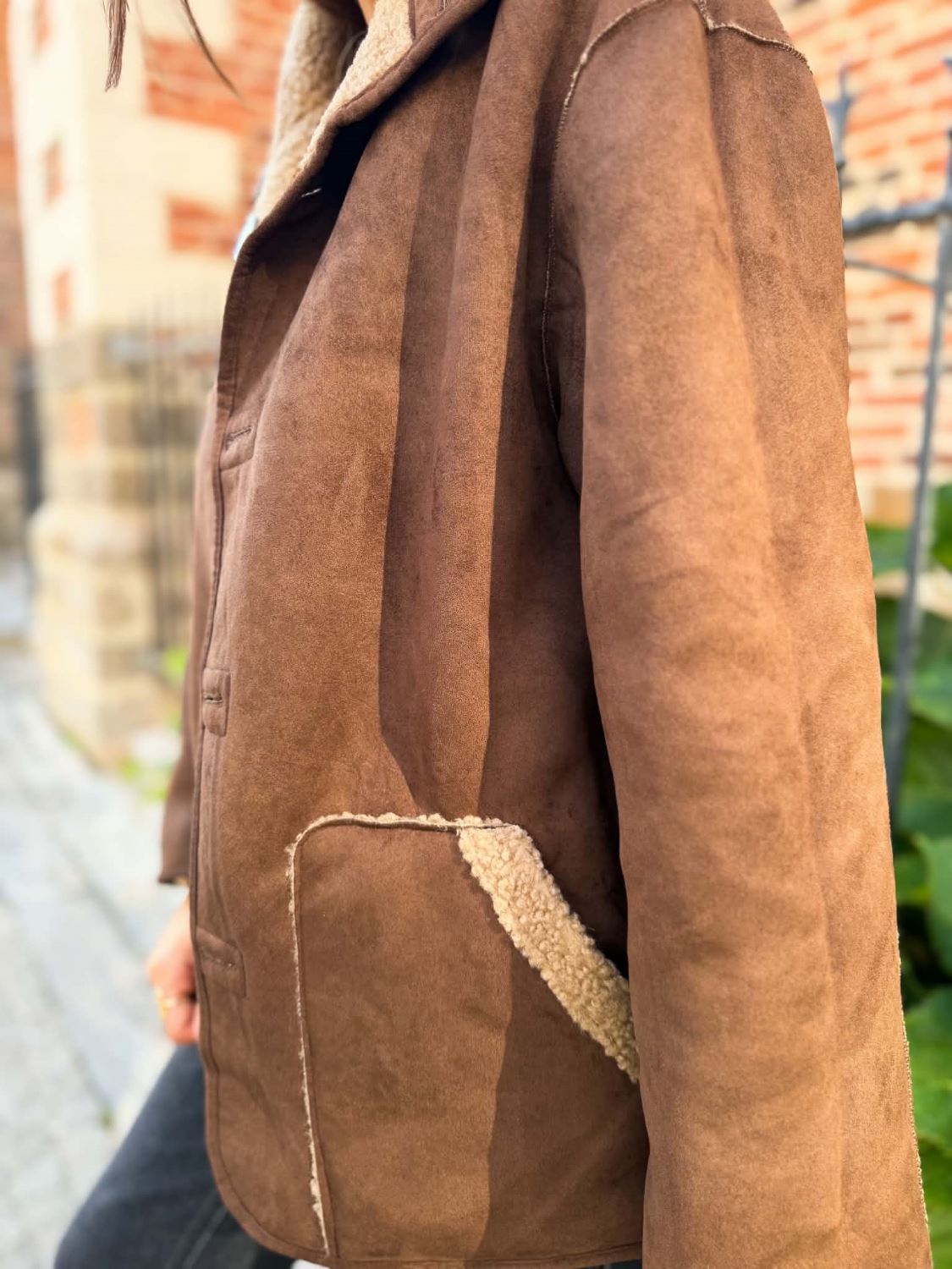 Manteau reversible moumoute/suédine marron